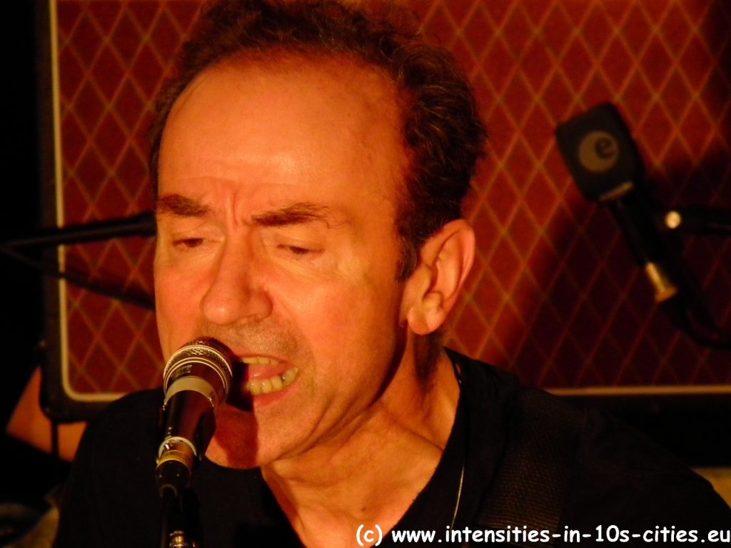 Hugh_Cornwell_2012_0007.JPG, mai 2012 Hugh_Cornwell_2012_0007.JPG